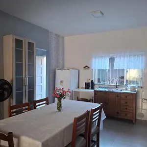 https://bela-e-aconchegante.santa-catarina-brasil.com